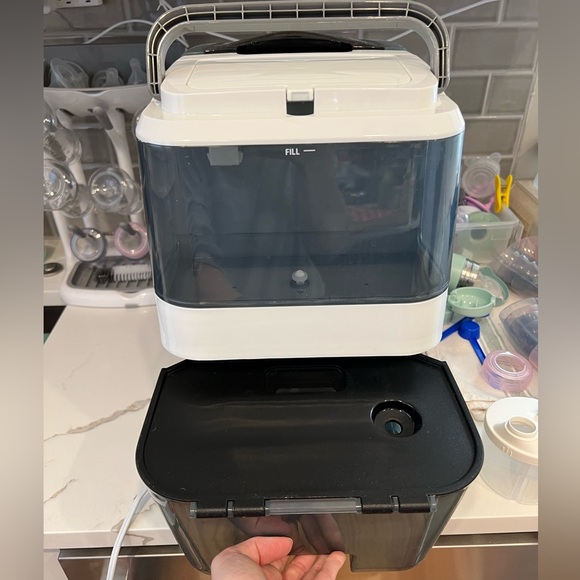 BabyBrezza Bottle Washer Pro: All In One Washer, Sterilizer, Dryer - Picture 8 of 13